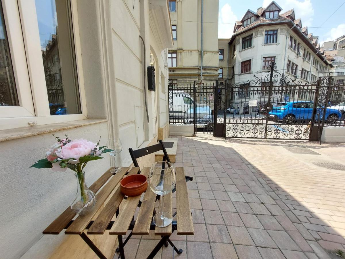 Sweet Dreams Suites Lovely Duplex Universitate Бухарест Экстерьер фото